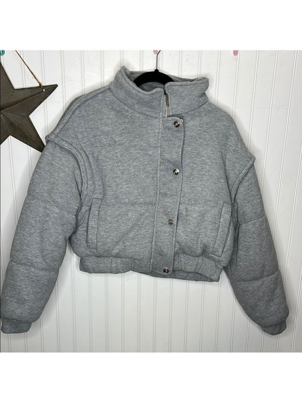 Jersey Gray Cropped Puffer Jacket Size Large